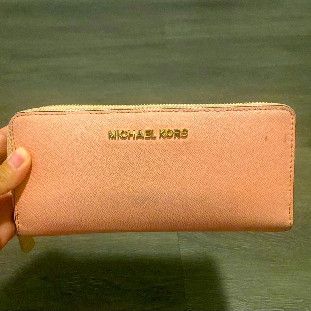 Michael Kors Pink Wallet